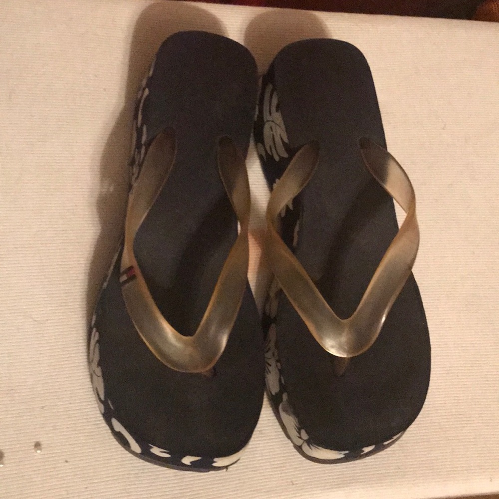 Tommy Hilfiger flip flops.